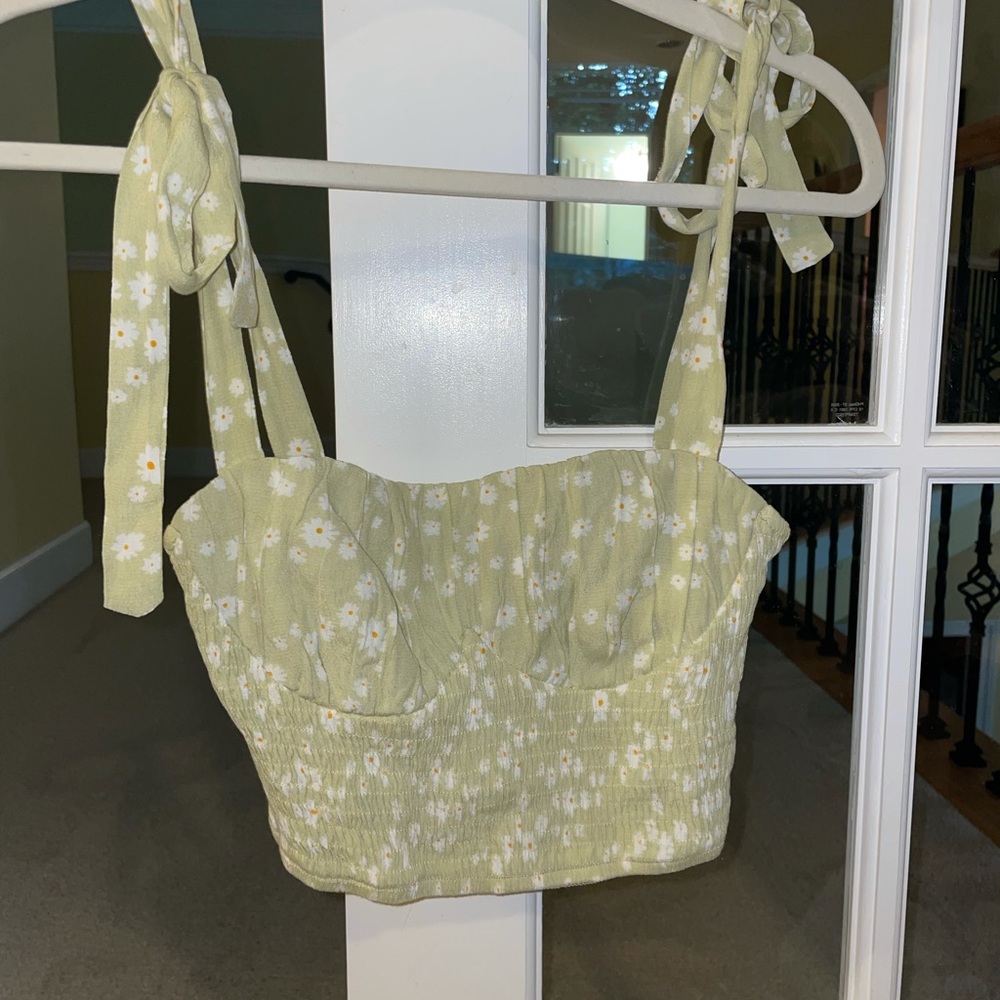 Princess Polly cropped tank top size 4